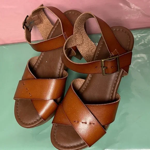 Women's Universal Thread - Picture 2 of 4